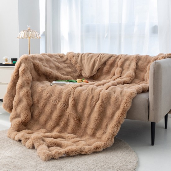 Thickened warm bubble rabbit blanket imitation rabbit hair sofa blanket four seasons air conditioning blanket office nap blanket cover blanket wholesale