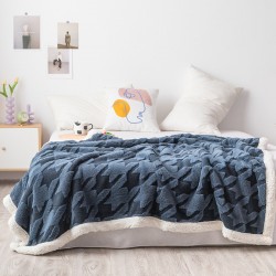 Spot wholesale jacquard thousand-bird lamb blanket flannel sofa blanket thickened air conditioning blanket nap cover blanket